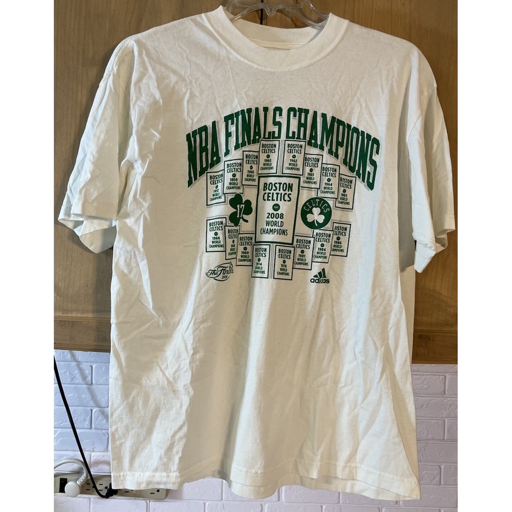 Adidas T-Shirt Mens Large White Boston Celtics 2008 NBA Finals Champions Graphic